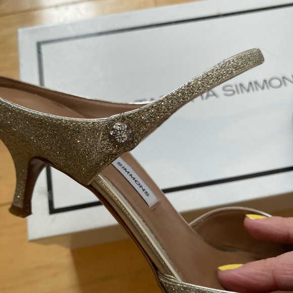 Tabitha Simmons gold dress mule - Picture 2 of 8